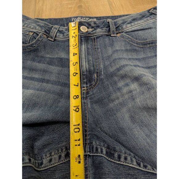 Maurices High Rise Curvy Flare Jeans - Picture 7 of 11